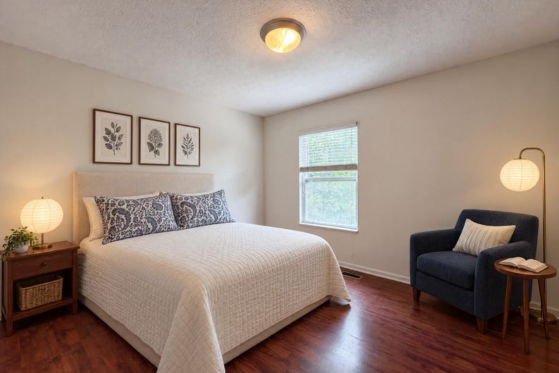 Photo 22 of 51 of 7966 Lazelle Woods Dr, Westerville, OH