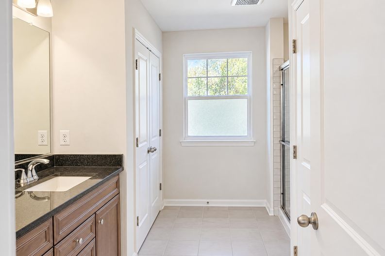 Photo 24 of 39 of 13409 Maymount Dr, Culpeper, VA