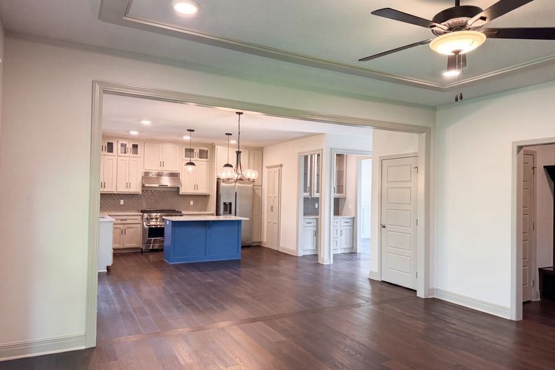 Photo 9 of 34 of 7540 N Amity Ave, Kansas City, MO