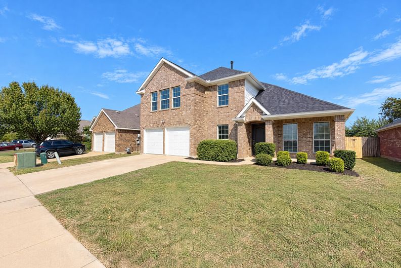 Photo 25 of 28 of 124 Lonesome Dove Ln, Forney, TX