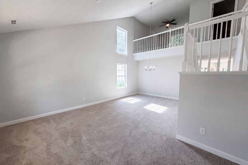 Photo 3 of 18 of 3978 Shasta Cir, Clover, SC