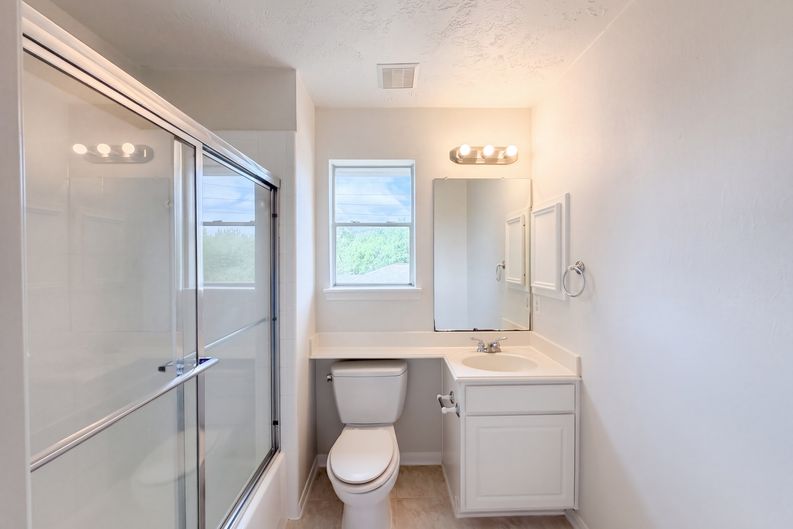 Photo 31 of 45 of 1702 Corona Del Mar Dr, Missouri City, TX