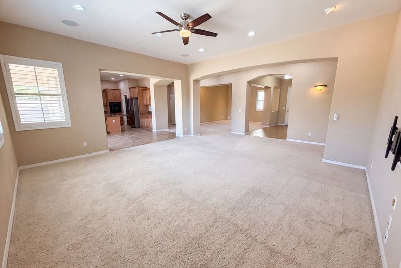 Photo 14 of 33 of 3080 E Powell Way, Gilbert, AZ