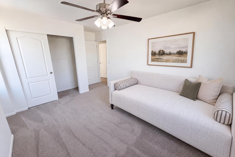 Photo 17 of 31 of 10253 Uravan St, Commerce City, CO