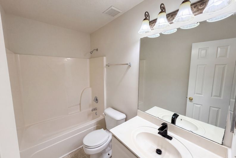 Photo 14 of 18 of 1841 Mission Oaks St, Kannapolis, NC