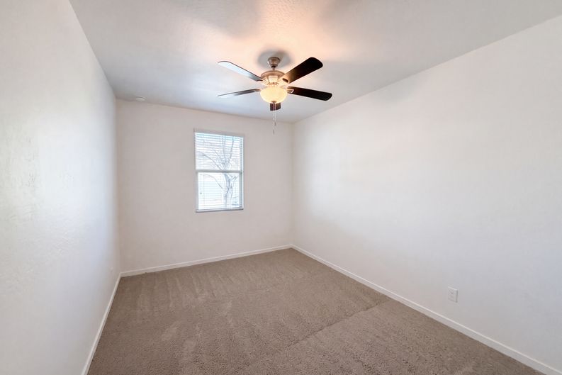 Photo 11 of 29 of 4127 S 97th Dr, Tolleson, AZ