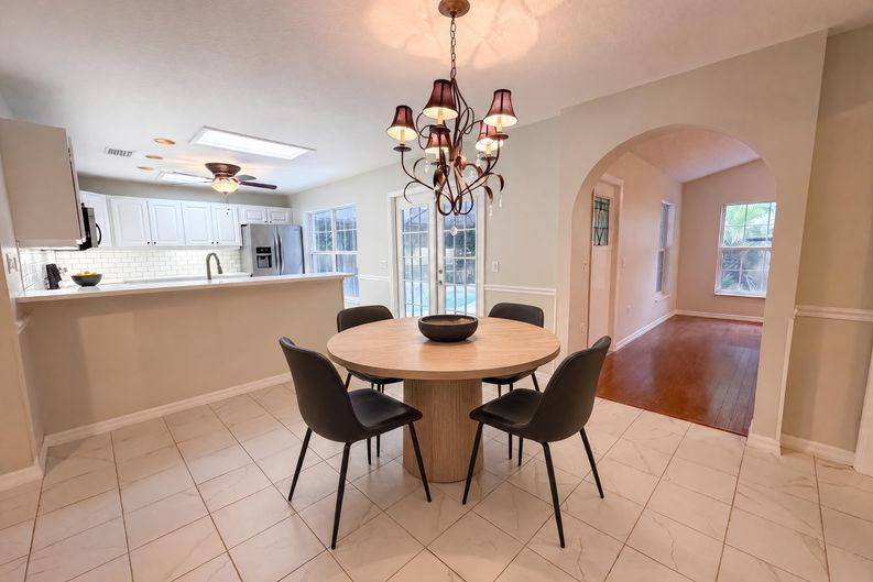 Photo 6 of 38 of 11540 Camp Dr, Dunnellon, FL
