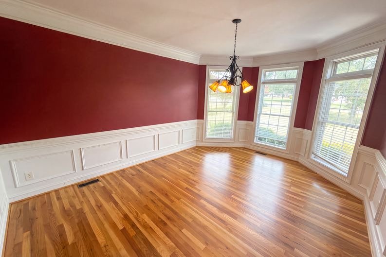 Photo 6 of 22 of 9721 Arlington Oaks Dr, Charlotte, NC