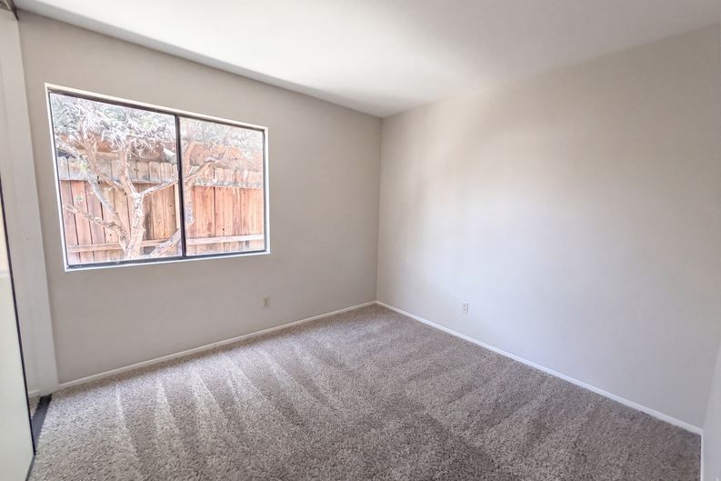 Photo 15 of 22 of 25431 Pistache Ct, Murrieta, CA