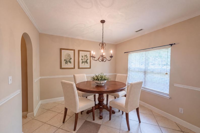 Photo 6 of 18 of 5328 Seaspray Ln, Raleigh, NC