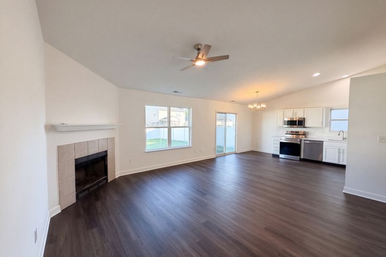 Photo 3 of 20 of 8051 Painted Pony Dr, Indianapolis, IN