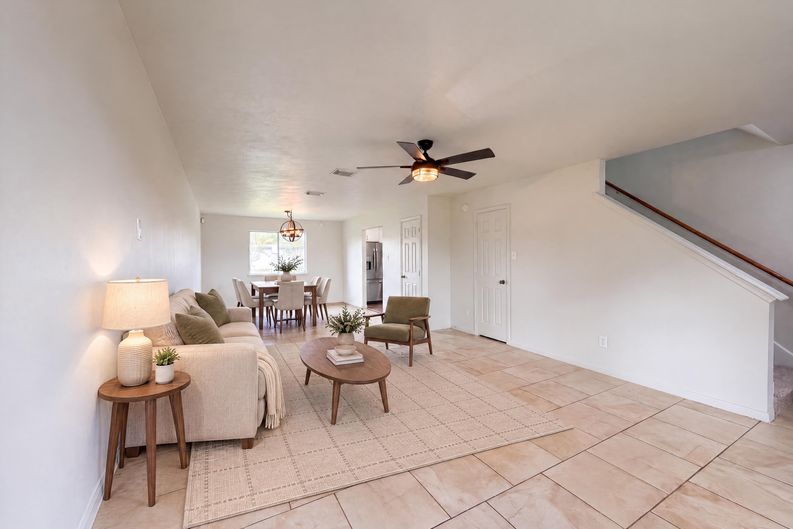 Photo 14 of 25 of 4519 S Ridgewalk Dr, Houston, TX