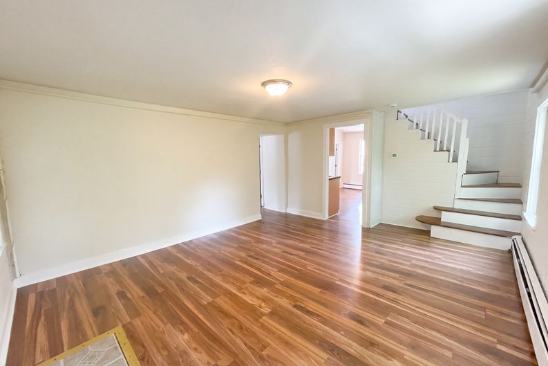 Photo 3 of 22 of 361 Tremont St, Taunton, MA