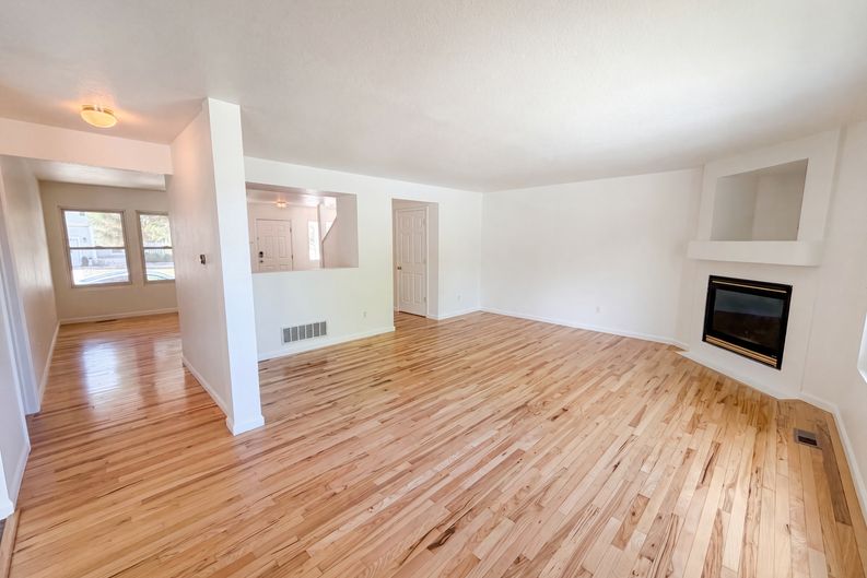 Photo 6 of 29 of 7190 Pine Hills Way, Littleton, CO