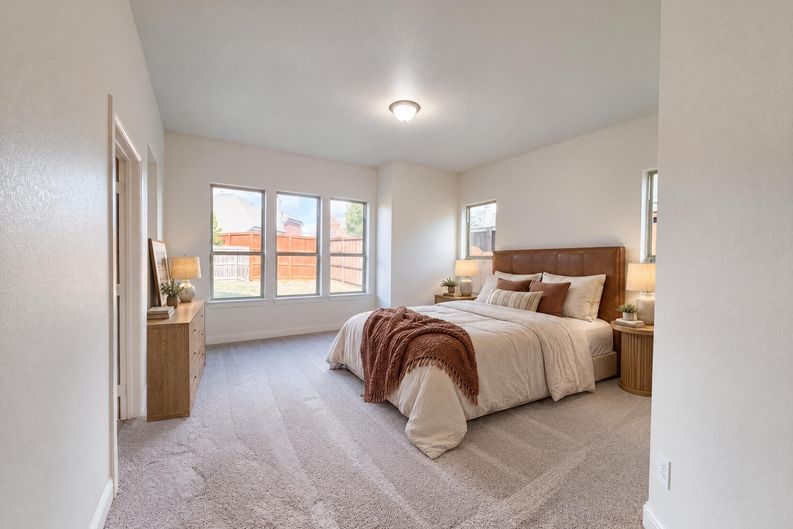 Photo 4 of 43 of 4409 Elmgreen Dr, Roanoke, TX