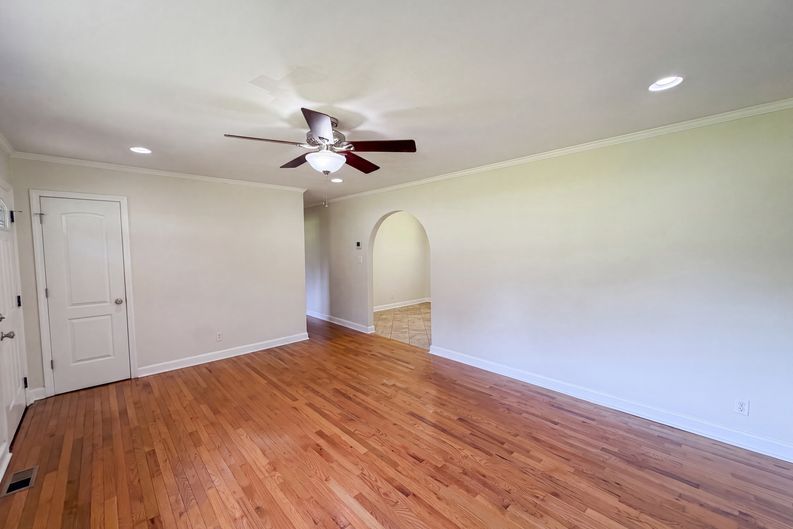 Photo 7 of 15 of 3907 Alameda St, Durham, NC