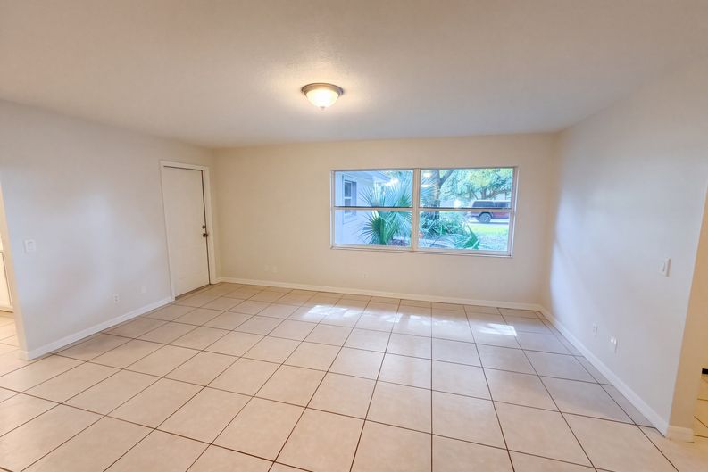 Photo 9 of 31 of 208 Robin Rd, Altamonte Springs, FL