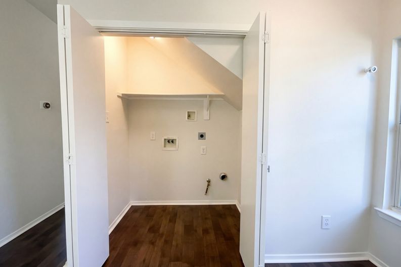 Photo 9 of 17 of 6434 Provident Green Dr, Katy, TX