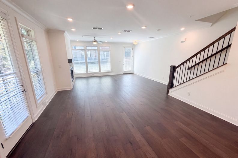 Photo 8 of 35 of 415 Olmstead Way, Alpharetta, GA