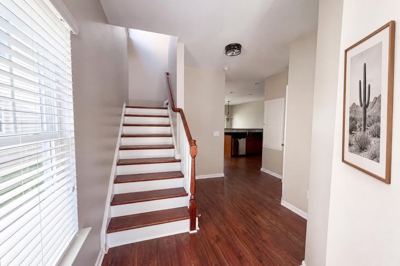 Photo 6 of 24 of 815 Parnell Ct, Columbia, SC