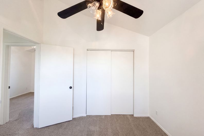 Photo 13 of 21 of 1114 S Tiago Dr, Gilbert, AZ