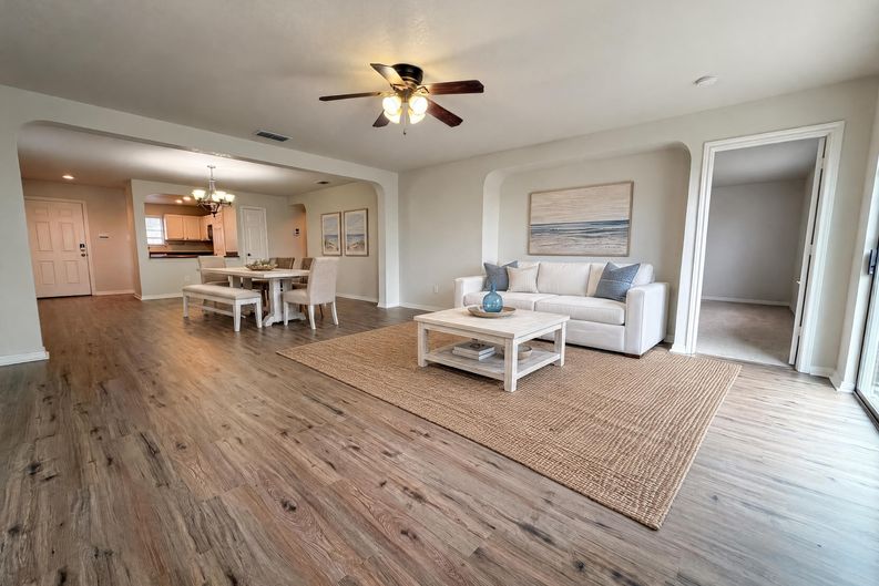 Photo 8 of 17 of 5708 Maxfli Dr, Schertz, TX