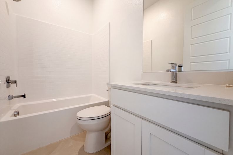 Photo 13 of 23 of 8239 Gusty Brook St, Las Vegas, NV