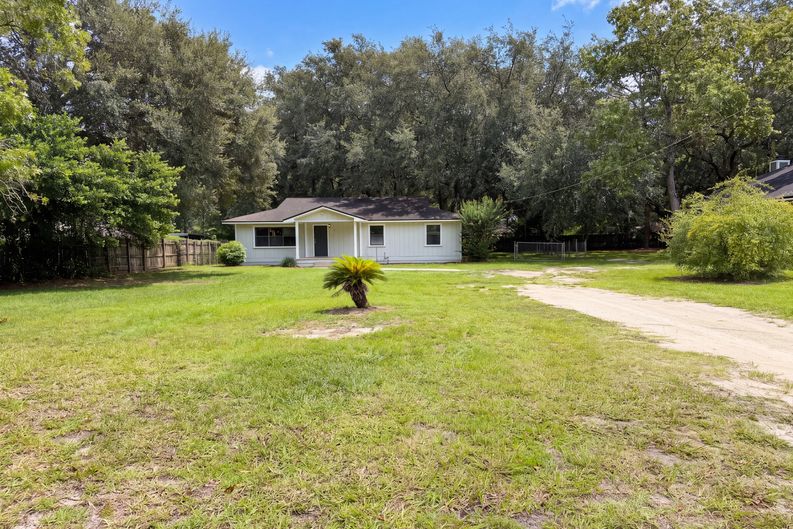 Photo 22 of 24 of 7023 Shindler Dr, Jacksonville, FL