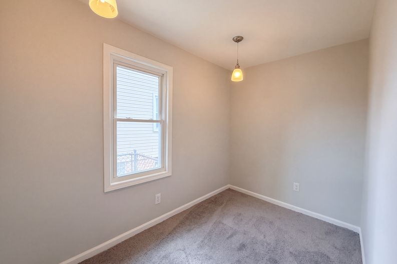 Photo 8 of 18 of 2224 Markese Ave, Lincoln Park, MI