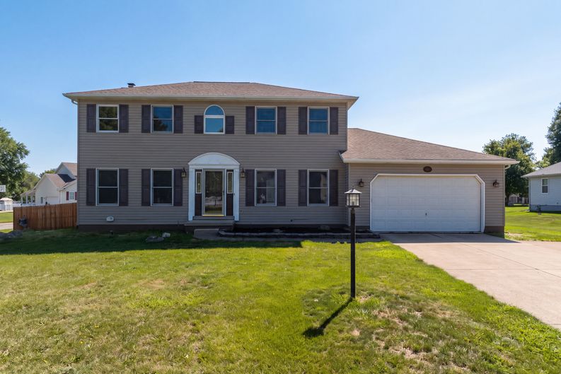 Photo 23 of 28 of 1100 Prescot Ave NW, Massillon, OH
