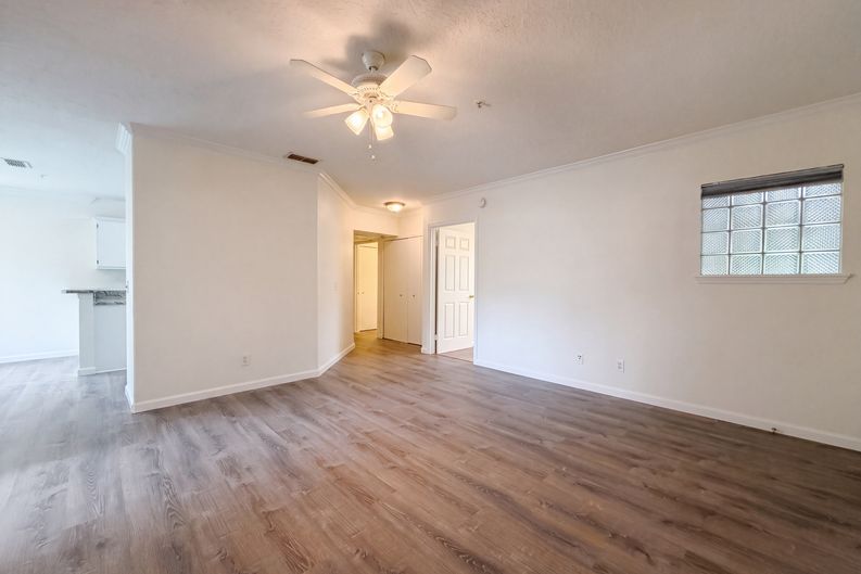 Photo 11 of 21 of 1701 The Greens Way, Jacksonville Beach, FL
