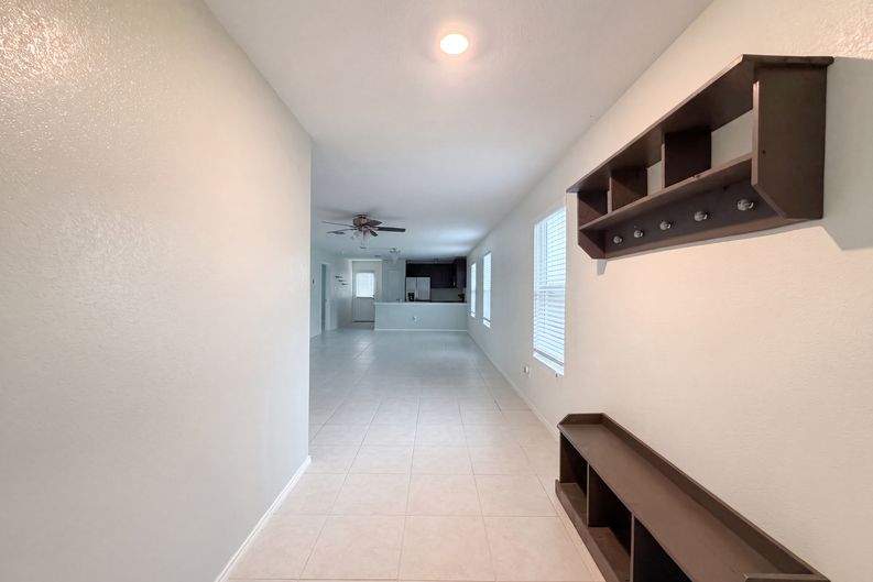 Photo 10 of 20 of 5832 Timber Point Dr, Princeton, TX