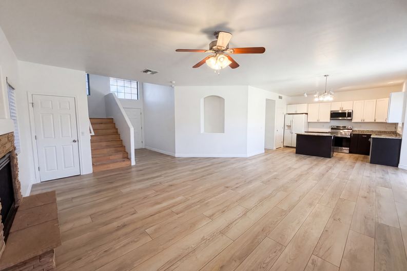 Photo 9 of 32 of 17249 W Cocopah St, Goodyear, AZ