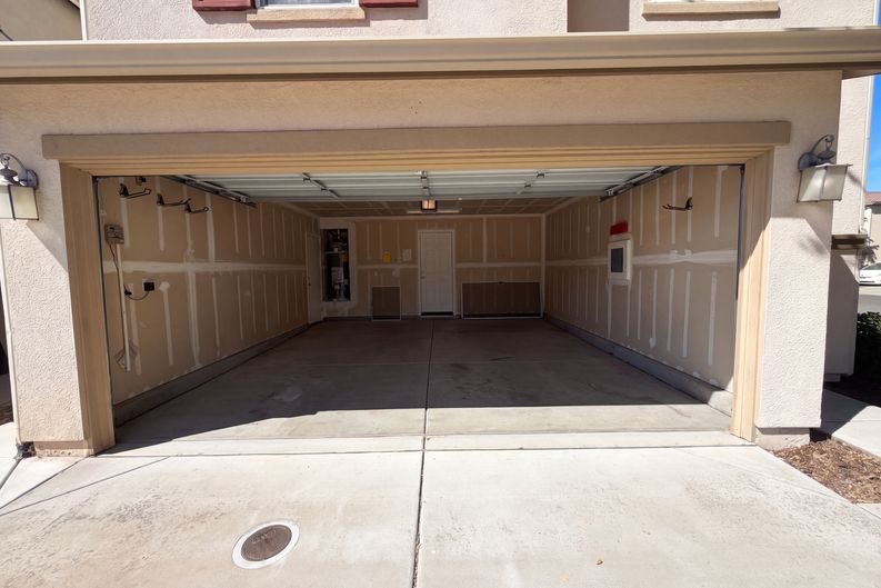Photo 16 of 18 of 8260 Red Rock Dr, Sacramento, CA