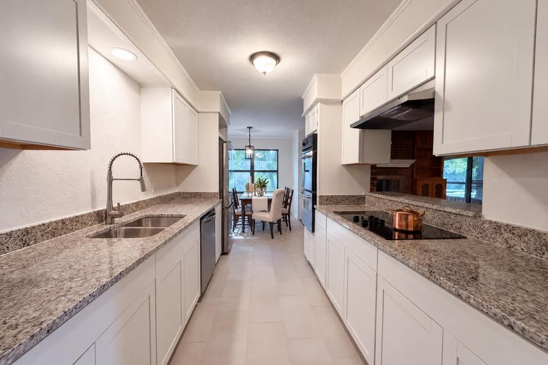 Photo 7 of 19 of 607 Turtle Creek Dr, Greenville, TX