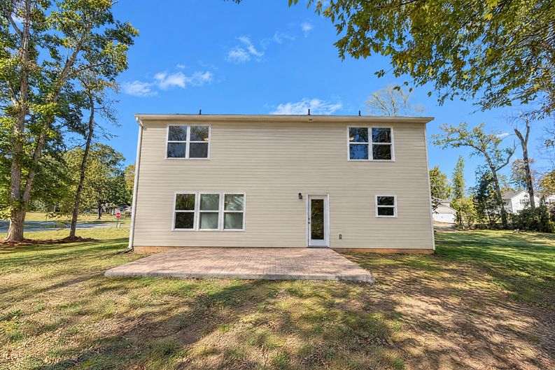 Photo 5 of 30 of 658 Buckskin Rd, Oakboro, NC
