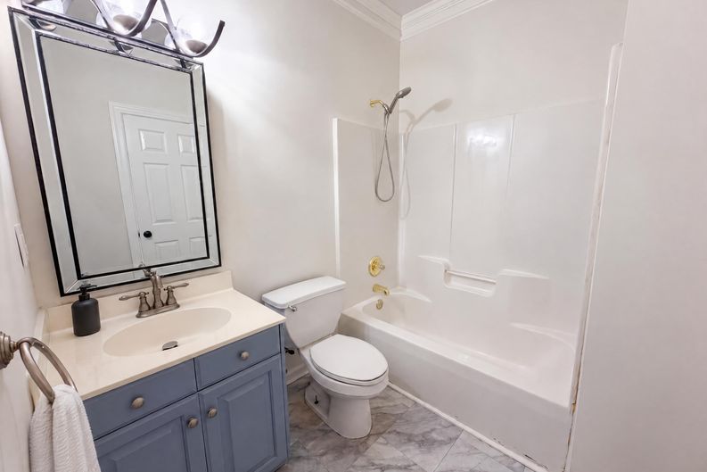 Photo 29 of 31 of 12209 Willingdon Rd, Huntersville, NC