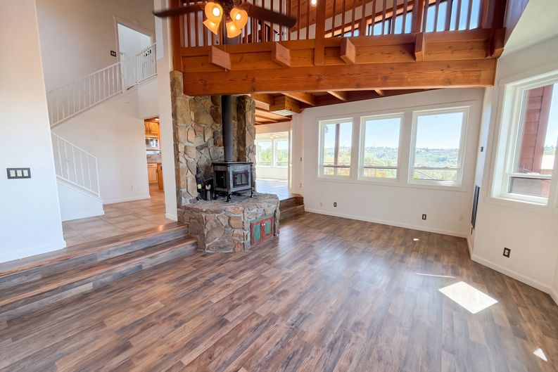 Photo 12 of 35 of 8384 Woodman Ln, Newcastle, CA