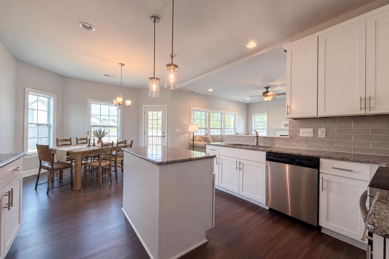 Photo 9 of 22 of 34 Ramsgate Dr, Clayton, NC