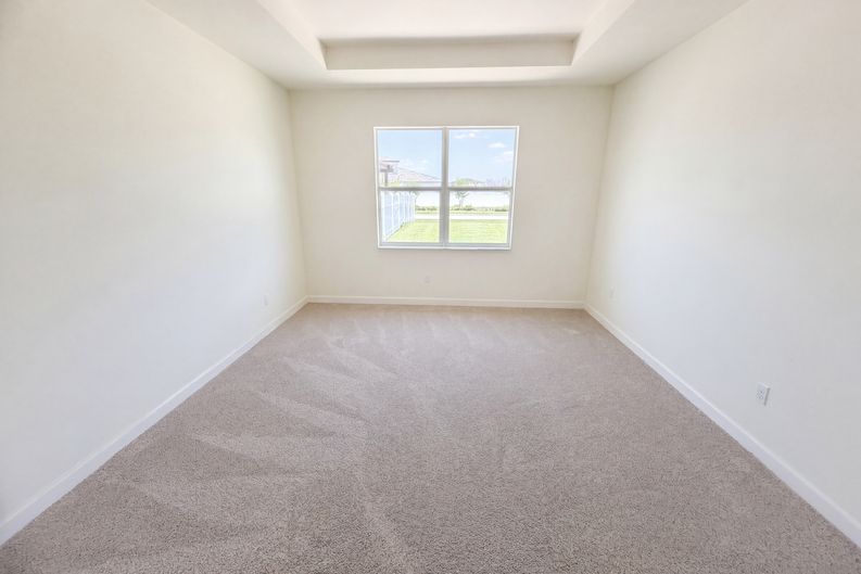 Photo 37 of 42 of 12473 NW Lynch Ln, Port Saint Lucie, FL