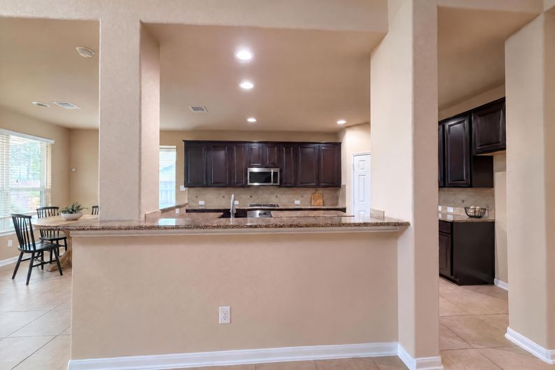 Photo 26 of 40 of 9003 Newcroft Ct, Tomball, TX