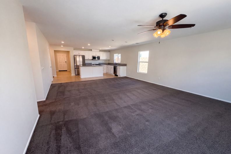 Photo 7 of 17 of 14220 Bison Ct, Victorville, CA