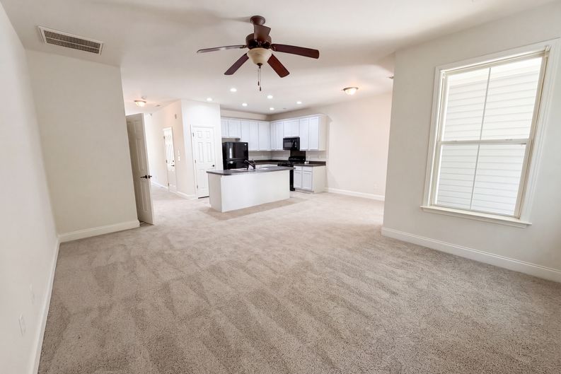 Photo 8 of 17 of 9622 Scarborough Ct, Summerville, SC