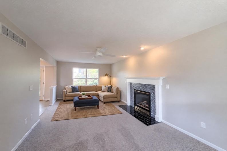 Photo 6 of 31 of 4320 Pheasant Trail Ct, Liberty Twp, OH