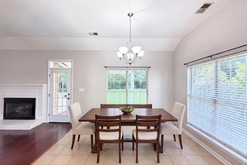 Photo 9 of 17 of 8536 Albury Walk Ln, Charlotte, NC