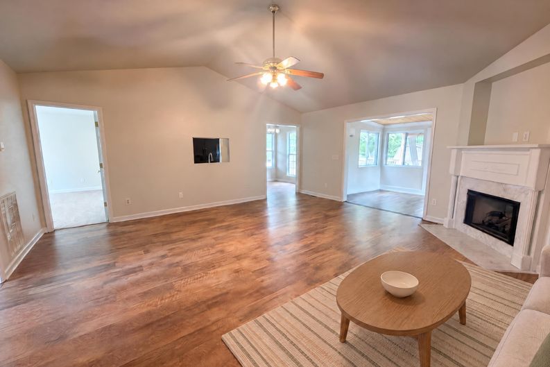 Photo 3 of 31 of 1035 Sassafras Ln, Goodlettsville, TN