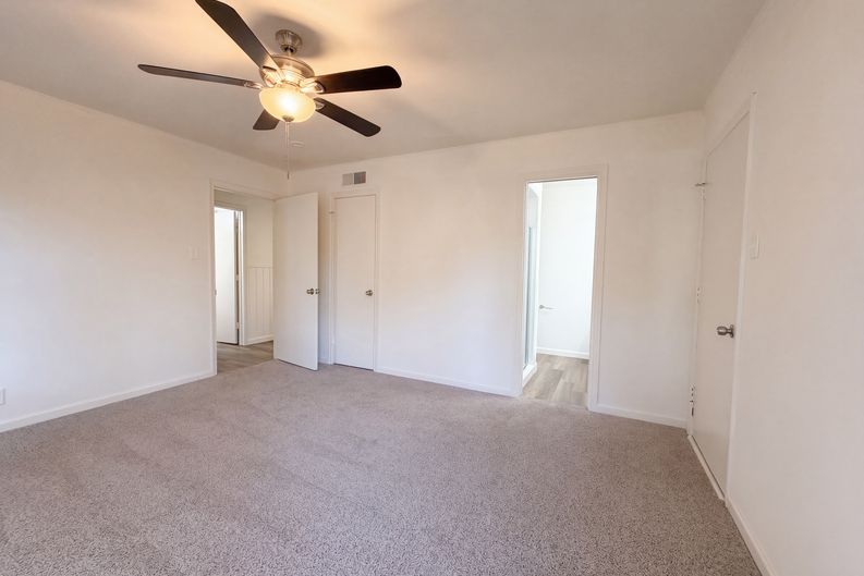 Photo 15 of 21 of 1725 Danciger Dr, Fort Worth, TX