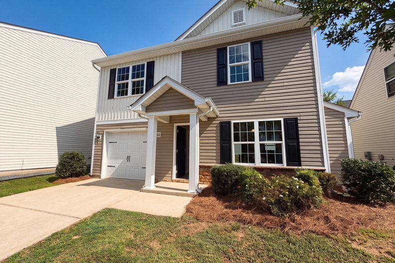 Photo 18 of 21 of 8222 Gabon Ct, Charlotte, NC