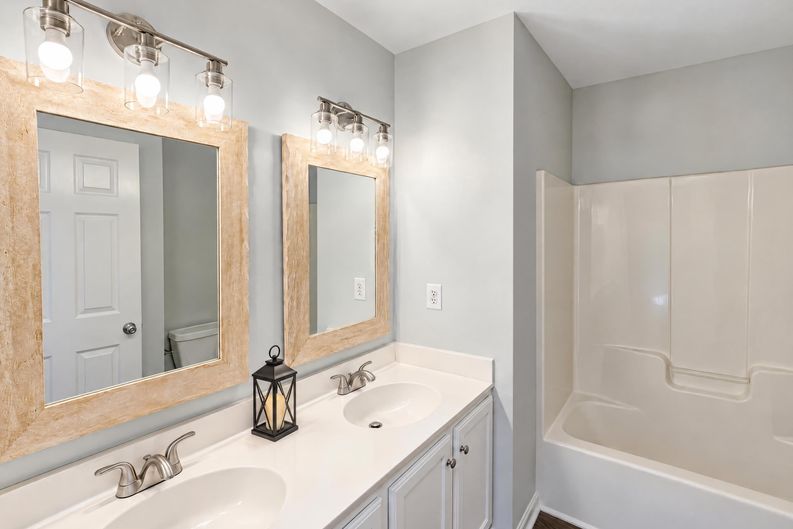 Photo 17 of 24 of 12613 Winget Rd, Charlotte, NC