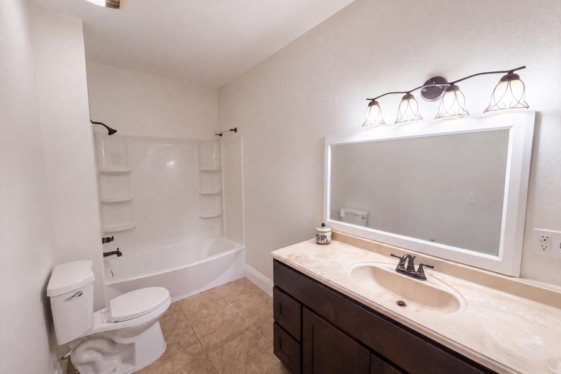 Photo 6 of 27 of 4805 Coronet Rd, Plant City, FL